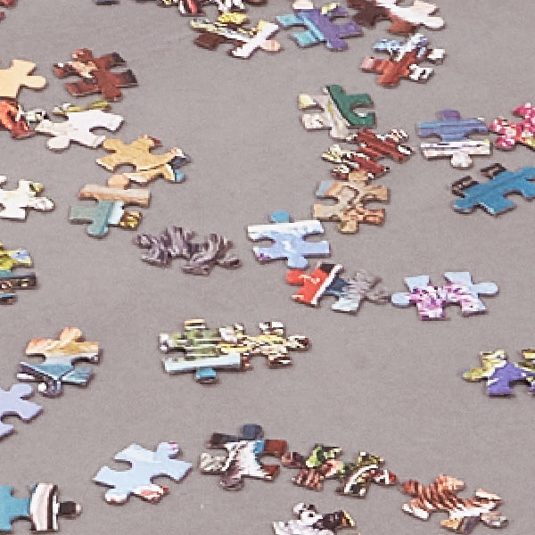 Tilted Jigsaw Puzzle Rolling Table with Drawers and Cover